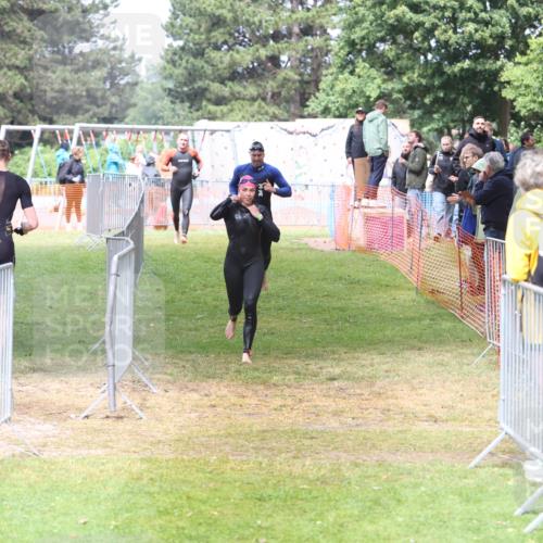 14.06.2026 - 7 Türme Triathlon Andreas Tolksdorf http://msf.ph/oto/9810437 14.06.2026 13:41:50 Schwimmen  meine-sportfotos.de