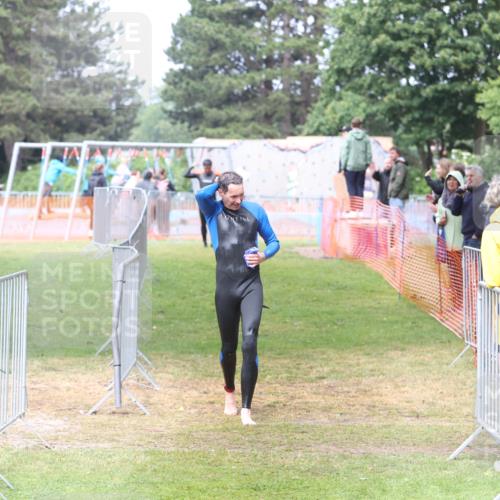 14.06.2026 - 7 Türme Triathlon Andreas Tolksdorf http://msf.ph/oto/9810451 14.06.2026 13:42:28 Schwimmen  meine-sportfotos.de