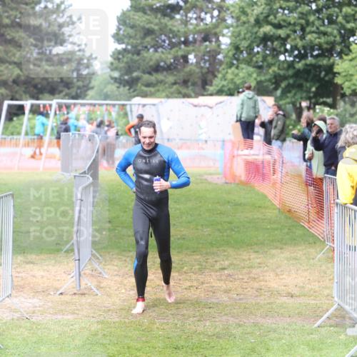 14.06.2026 - 7 Türme Triathlon Andreas Tolksdorf http://msf.ph/oto/9810453 14.06.2026 13:42:28 Schwimmen  meine-sportfotos.de
