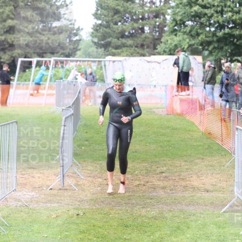 14.06.2026 - 7 Türme Triathlon Andreas Tolksdorf http://msf.ph/oto/9810469 14.06.2026 13:43:18 Schwimmen  meine-sportfotos.de