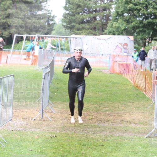 14.06.2026 - 7 Türme Triathlon Andreas Tolksdorf http://msf.ph/oto/9810514 14.06.2026 13:48:41 Schwimmen  meine-sportfotos.de
