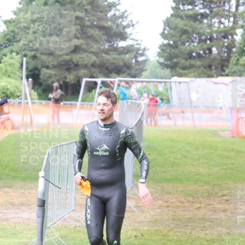 14.06.2026 - 7 Türme Triathlon Andreas Tolksdorf http://msf.ph/oto/9810528 14.06.2026 13:53:15 Schwimmen  meine-sportfotos.de