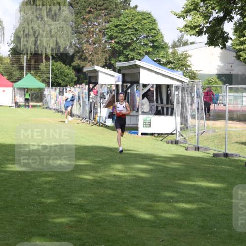 14.06.2026 - 7 Türme Triathlon Andreas Tolksdorf http://msf.ph/oto/9810529 14.06.2026 08:23:45 Schwimmen  meine-sportfotos.de
