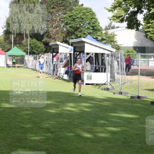 14.06.2026 - 7 Türme Triathlon Andreas Tolksdorf http://msf.ph/oto/9810530 14.06.2026 08:23:45 Schwimmen  meine-sportfotos.de