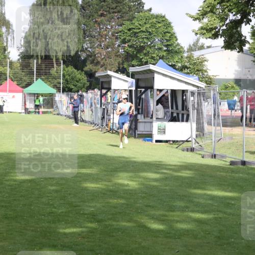 14.06.2026 - 7 Türme Triathlon Andreas Tolksdorf http://msf.ph/oto/9810534 14.06.2026 08:23:48 Schwimmen  meine-sportfotos.de