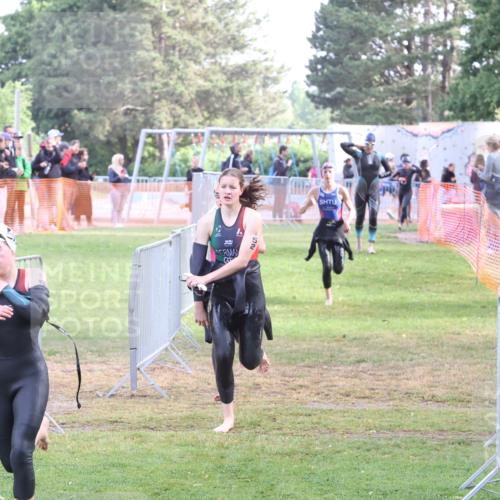 14.06.2026 - 7 Türme Triathlon Andreas Tolksdorf http://msf.ph/oto/9810552 14.06.2026 08:24:04 Schwimmen  meine-sportfotos.de