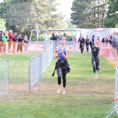 14.06.2026 - 7 Türme Triathlon Andreas Tolksdorf http://msf.ph/oto/9810556 14.06.2026 08:24:07 Schwimmen  meine-sportfotos.de