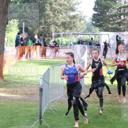 14.06.2026 - 7 Türme Triathlon Andreas Tolksdorf http://msf.ph/oto/9810628 14.06.2026 08:24:57 Schwimmen  meine-sportfotos.de