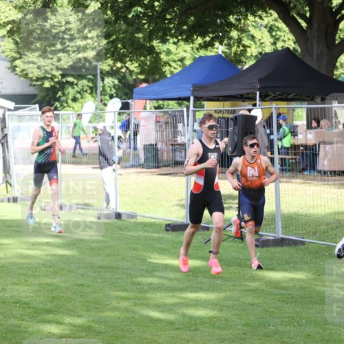 14.06.2026 - 7 Türme Triathlon Andreas Tolksdorf http://msf.ph/oto/9810650 14.06.2026 08:25:18 Schwimmen  meine-sportfotos.de