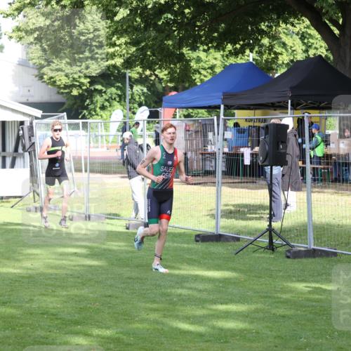 14.06.2026 - 7 Türme Triathlon Andreas Tolksdorf http://msf.ph/oto/9810651 14.06.2026 08:25:19 Schwimmen  meine-sportfotos.de