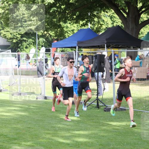 14.06.2026 - 7 Türme Triathlon Andreas Tolksdorf http://msf.ph/oto/9810658 14.06.2026 08:25:22 Schwimmen  meine-sportfotos.de
