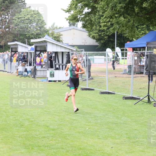 14.06.2026 - 7 Türme Triathlon Andreas Tolksdorf http://msf.ph/oto/9810700 14.06.2026 08:43:31 Schwimmen  meine-sportfotos.de