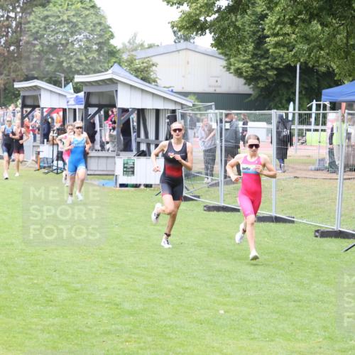 14.06.2026 - 7 Türme Triathlon Andreas Tolksdorf http://msf.ph/oto/9810709 14.06.2026 08:43:59 Schwimmen  meine-sportfotos.de