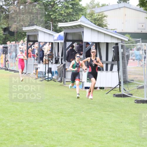 14.06.2026 - 7 Türme Triathlon Andreas Tolksdorf http://msf.ph/oto/9810722 14.06.2026 08:44:11 Schwimmen  meine-sportfotos.de