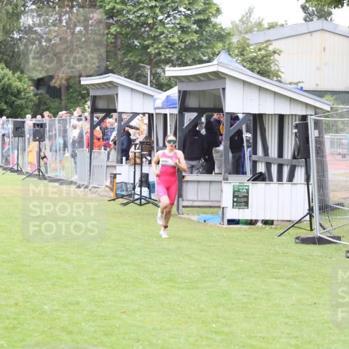 14.06.2026 - 7 Türme Triathlon Andreas Tolksdorf http://msf.ph/oto/9810726 14.06.2026 08:44:14 Schwimmen  meine-sportfotos.de