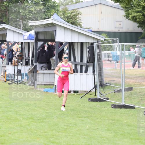 14.06.2026 - 7 Türme Triathlon Andreas Tolksdorf http://msf.ph/oto/9810728 14.06.2026 08:44:15 Schwimmen  meine-sportfotos.de