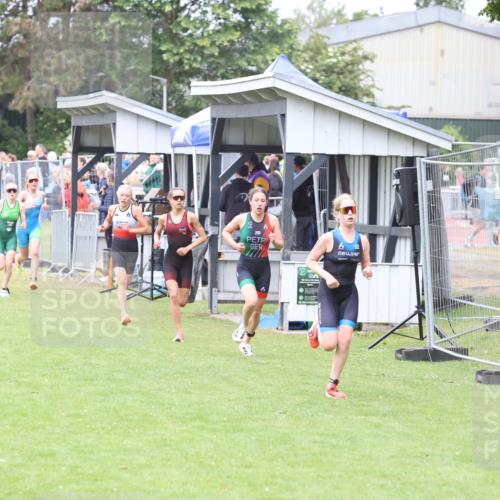 14.06.2026 - 7 Türme Triathlon Andreas Tolksdorf http://msf.ph/oto/9810738 14.06.2026 08:44:38 Schwimmen  meine-sportfotos.de