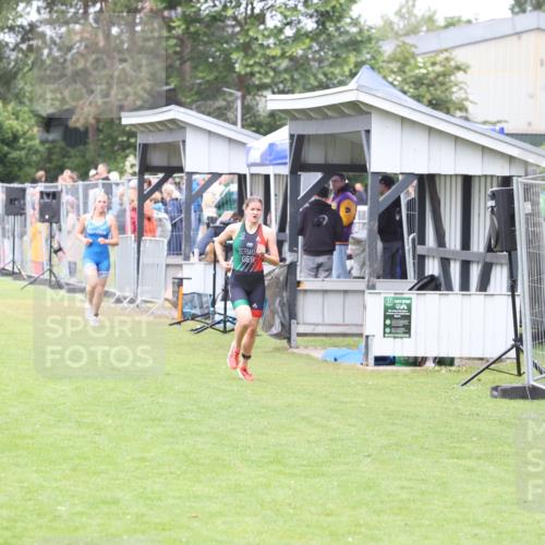 14.06.2026 - 7 Türme Triathlon Andreas Tolksdorf http://msf.ph/oto/9810749 14.06.2026 08:44:45 Schwimmen  meine-sportfotos.de