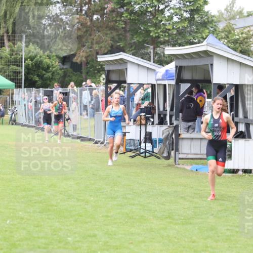 14.06.2026 - 7 Türme Triathlon Andreas Tolksdorf http://msf.ph/oto/9810752 14.06.2026 08:44:46 Schwimmen  meine-sportfotos.de