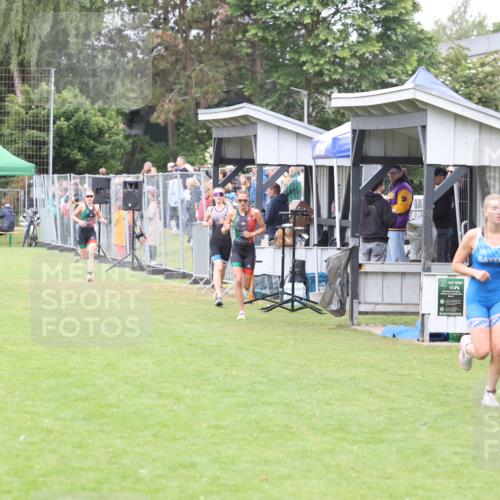 14.06.2026 - 7 Türme Triathlon Andreas Tolksdorf http://msf.ph/oto/9810754 14.06.2026 08:44:50 Schwimmen  meine-sportfotos.de