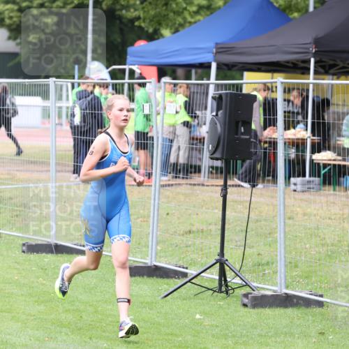 14.06.2026 - 7 Türme Triathlon Andreas Tolksdorf http://msf.ph/oto/9810763 14.06.2026 08:45:11 Schwimmen  meine-sportfotos.de