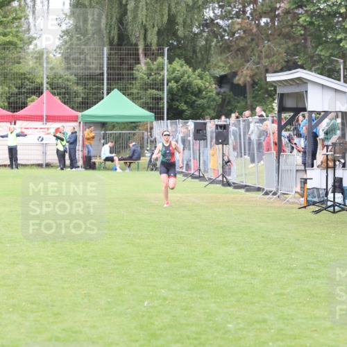 14.06.2026 - 7 Türme Triathlon Andreas Tolksdorf http://msf.ph/oto/9810776 14.06.2026 08:45:33 Schwimmen  meine-sportfotos.de