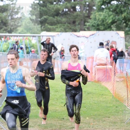 14.06.2026 - 7 Türme Triathlon Andreas Tolksdorf http://msf.ph/oto/9810797 14.06.2026 08:48:40 Schwimmen  meine-sportfotos.de