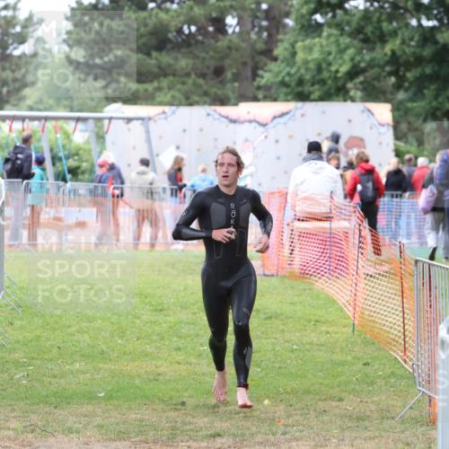 14.06.2026 - 7 Türme Triathlon Andreas Tolksdorf http://msf.ph/oto/9810800 14.06.2026 08:48:43 Schwimmen  meine-sportfotos.de