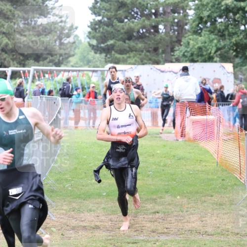 14.06.2026 - 7 Türme Triathlon Andreas Tolksdorf http://msf.ph/oto/9810815 14.06.2026 08:49:05 Schwimmen  meine-sportfotos.de