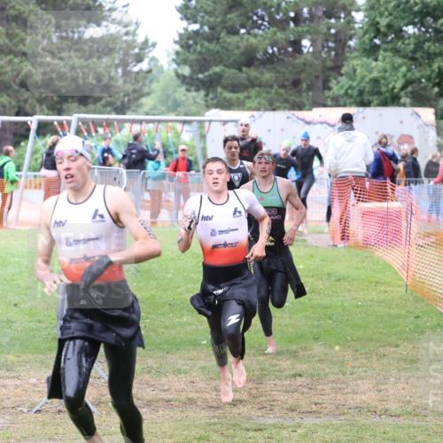 14.06.2026 - 7 Türme Triathlon Andreas Tolksdorf http://msf.ph/oto/9810817 14.06.2026 08:49:06 Schwimmen  meine-sportfotos.de