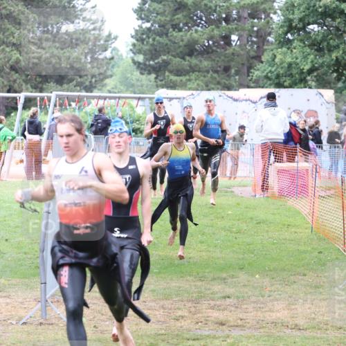 14.06.2026 - 7 Türme Triathlon Andreas Tolksdorf http://msf.ph/oto/9810839 14.06.2026 08:49:18 Schwimmen  meine-sportfotos.de