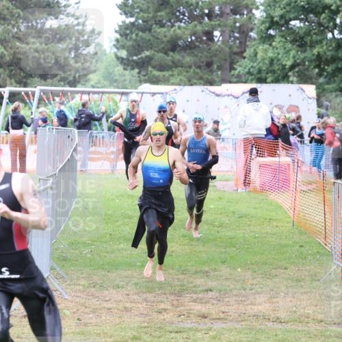 14.06.2026 - 7 Türme Triathlon Andreas Tolksdorf http://msf.ph/oto/9810842 14.06.2026 08:49:18 Schwimmen  meine-sportfotos.de