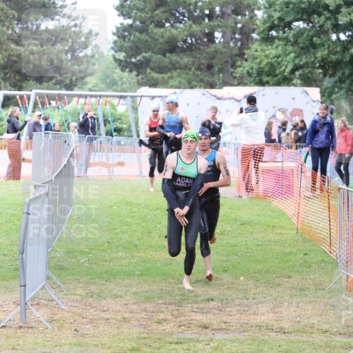 14.06.2026 - 7 Türme Triathlon Andreas Tolksdorf http://msf.ph/oto/9810856 14.06.2026 08:49:25 Schwimmen  meine-sportfotos.de