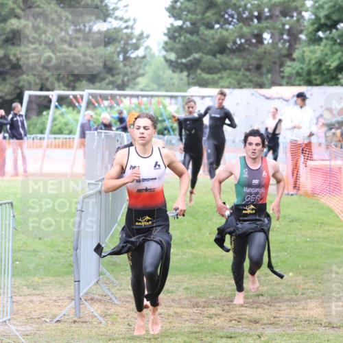 14.06.2026 - 7 Türme Triathlon Andreas Tolksdorf http://msf.ph/oto/9810884 14.06.2026 08:49:51 Schwimmen  meine-sportfotos.de