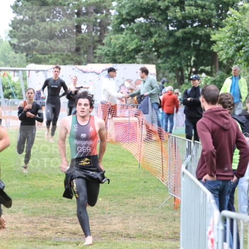 14.06.2026 - 7 Türme Triathlon Andreas Tolksdorf http://msf.ph/oto/9810885 14.06.2026 08:49:52 Schwimmen  meine-sportfotos.de