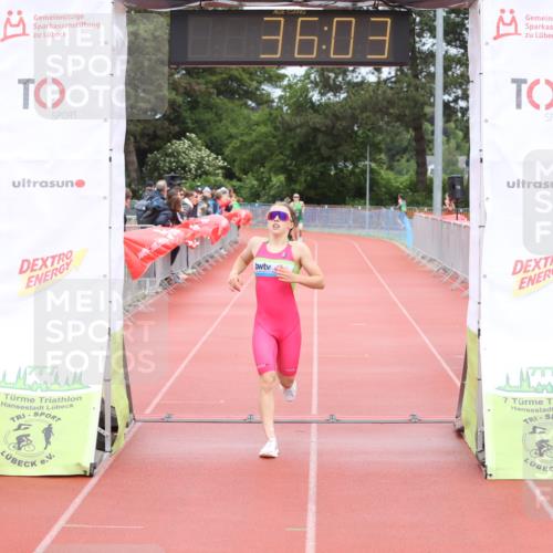 14.06.2026 - 7 Türme Triathlon Andreas Tolksdorf http://msf.ph/oto/9810917 14.06.2026 08:53:53 Schwimmen  meine-sportfotos.de