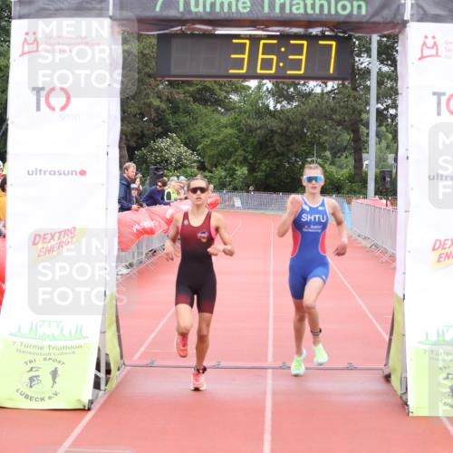 14.06.2026 - 7 Türme Triathlon Andreas Tolksdorf http://msf.ph/oto/9810943 14.06.2026 08:54:28 Schwimmen  meine-sportfotos.de