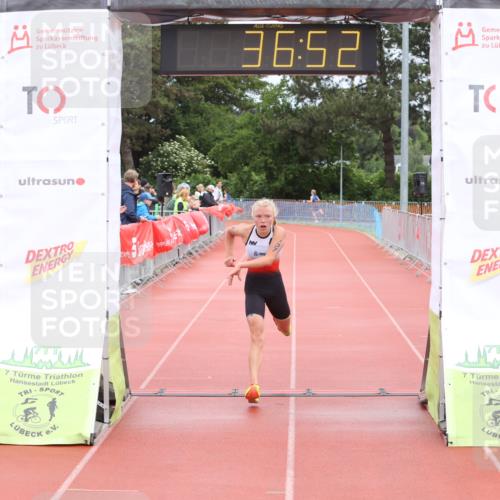 14.06.2026 - 7 Türme Triathlon Andreas Tolksdorf http://msf.ph/oto/9810947 14.06.2026 08:54:43 Schwimmen  meine-sportfotos.de