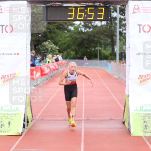 14.06.2026 - 7 Türme Triathlon Andreas Tolksdorf http://msf.ph/oto/9810948 14.06.2026 08:54:43 Schwimmen  meine-sportfotos.de