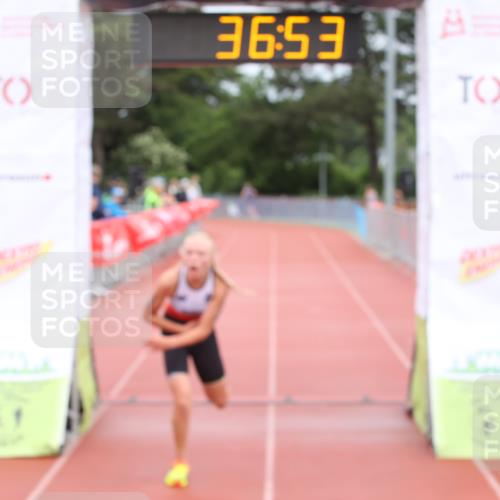 14.06.2026 - 7 Türme Triathlon Andreas Tolksdorf http://msf.ph/oto/9810950 14.06.2026 08:54:43 Schwimmen  meine-sportfotos.de