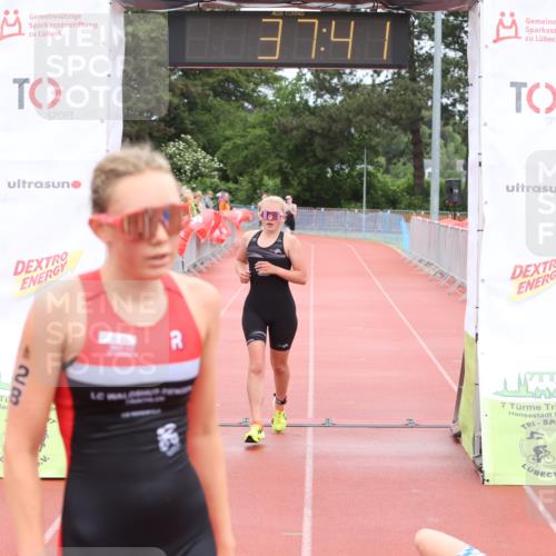 14.06.2026 - 7 Türme Triathlon Andreas Tolksdorf http://msf.ph/oto/9810977 14.06.2026 08:55:31 Schwimmen  meine-sportfotos.de