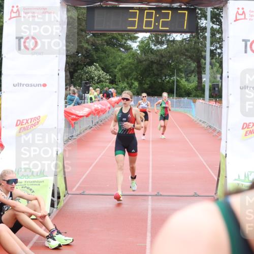 14.06.2026 - 7 Türme Triathlon Andreas Tolksdorf http://msf.ph/oto/9810998 14.06.2026 08:56:17 Schwimmen  meine-sportfotos.de