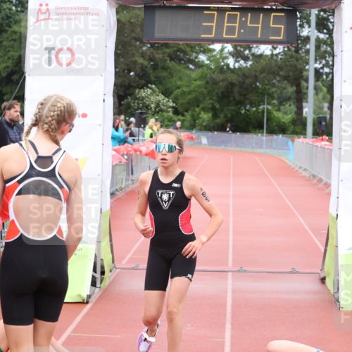 14.06.2026 - 7 Türme Triathlon Andreas Tolksdorf http://msf.ph/oto/9811010 14.06.2026 08:56:35 Schwimmen  meine-sportfotos.de