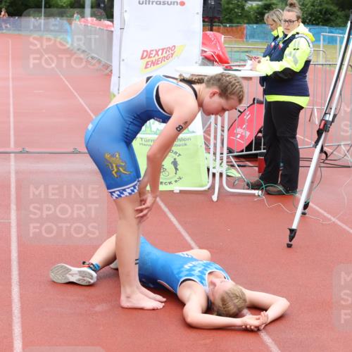 14.06.2026 - 7 Türme Triathlon Andreas Tolksdorf http://msf.ph/oto/9811016 14.06.2026 08:57:04 Schwimmen  meine-sportfotos.de