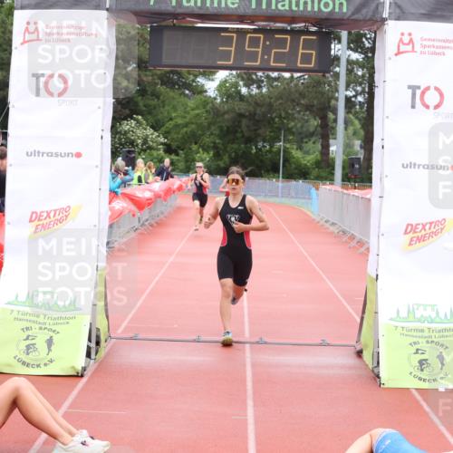 14.06.2026 - 7 Türme Triathlon Andreas Tolksdorf http://msf.ph/oto/9811018 14.06.2026 08:57:17 Schwimmen  meine-sportfotos.de