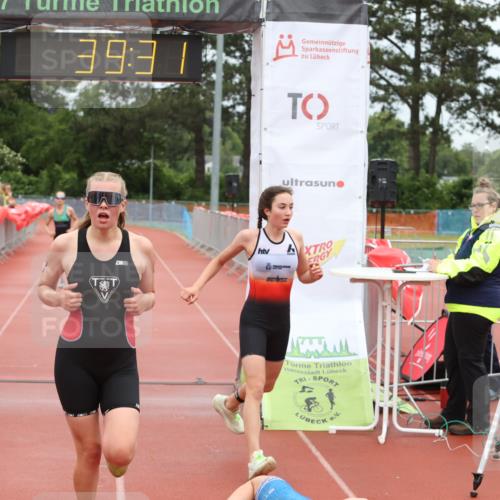14.06.2026 - 7 Türme Triathlon Andreas Tolksdorf http://msf.ph/oto/9811025 14.06.2026 08:57:21 Schwimmen  meine-sportfotos.de