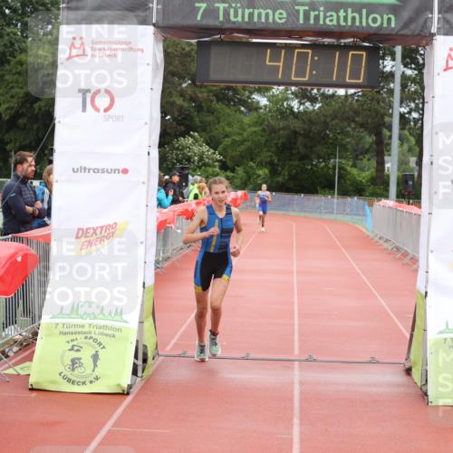 14.06.2026 - 7 Türme Triathlon Andreas Tolksdorf http://msf.ph/oto/9811029 14.06.2026 08:58:01 Schwimmen  meine-sportfotos.de