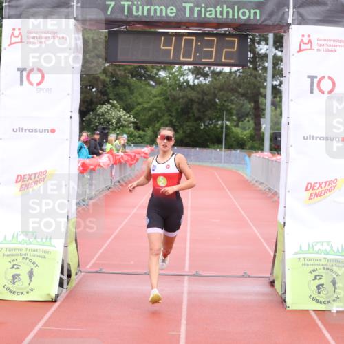 14.06.2026 - 7 Türme Triathlon Andreas Tolksdorf http://msf.ph/oto/9811038 14.06.2026 08:58:23 Schwimmen  meine-sportfotos.de