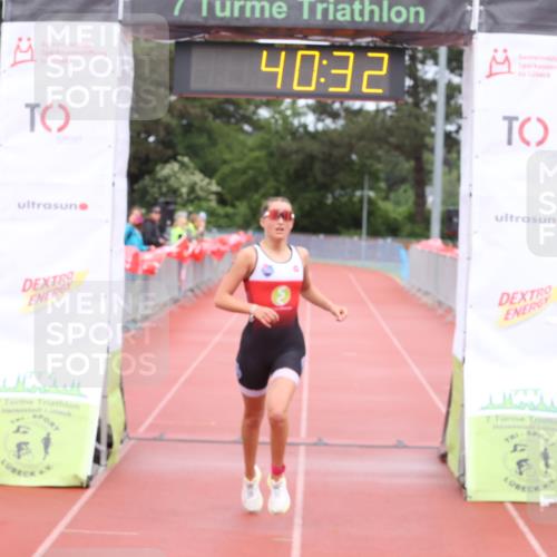 14.06.2026 - 7 Türme Triathlon Andreas Tolksdorf http://msf.ph/oto/9811039 14.06.2026 08:58:23 Schwimmen  meine-sportfotos.de