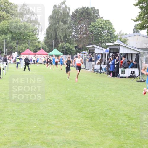 14.06.2026 - 7 Türme Triathlon Andreas Tolksdorf http://msf.ph/oto/9811056 14.06.2026 09:16:06 Schwimmen  meine-sportfotos.de